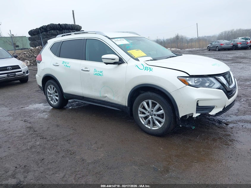 2017 Nissan Rogue Sv