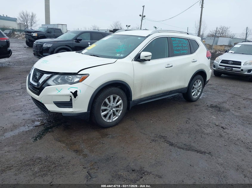 2017 Nissan Rogue Sv