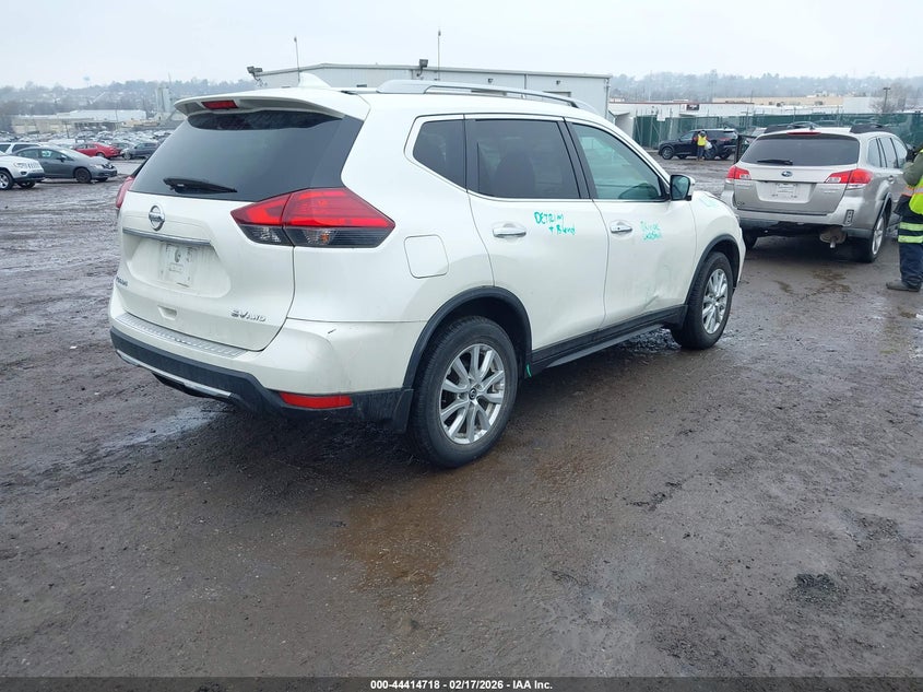 2017 Nissan Rogue Sv