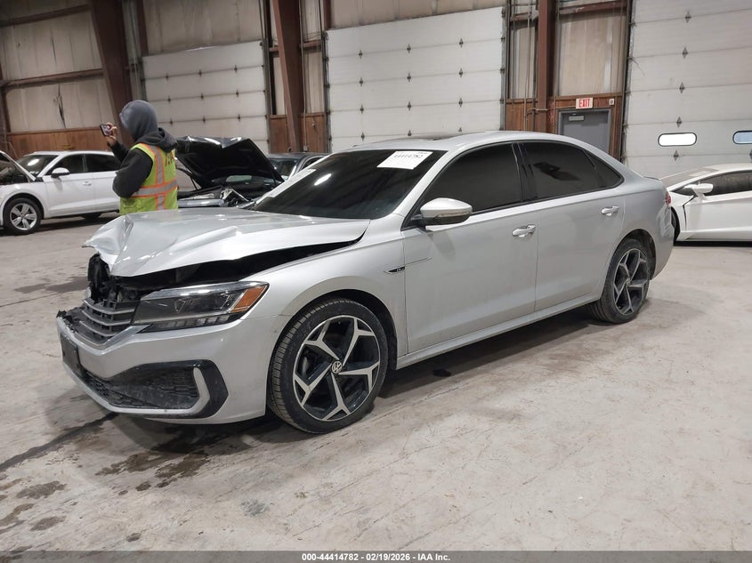 2021 Volkswagen Passat 2.0T R-Line