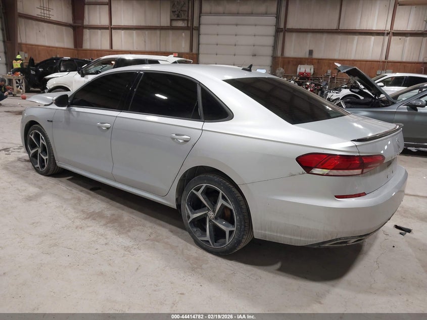 2021 Volkswagen Passat 2.0T R-Line