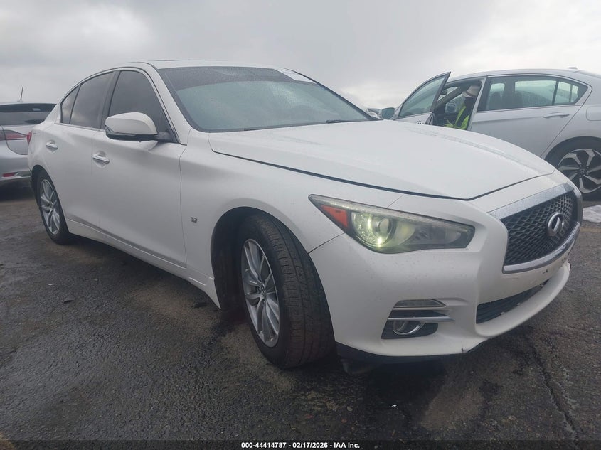 2014 Infiniti Q50 Premium