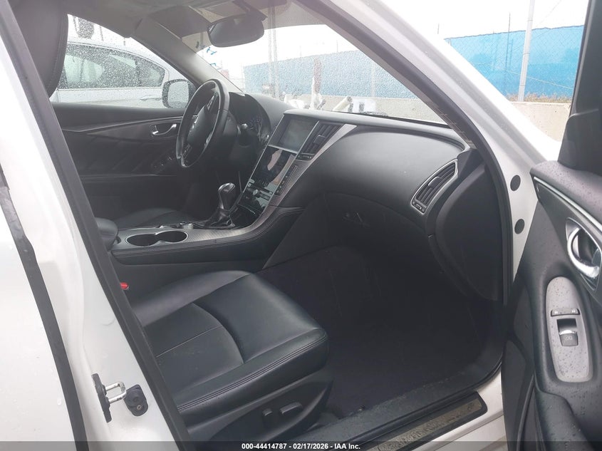 2014 Infiniti Q50 Premium