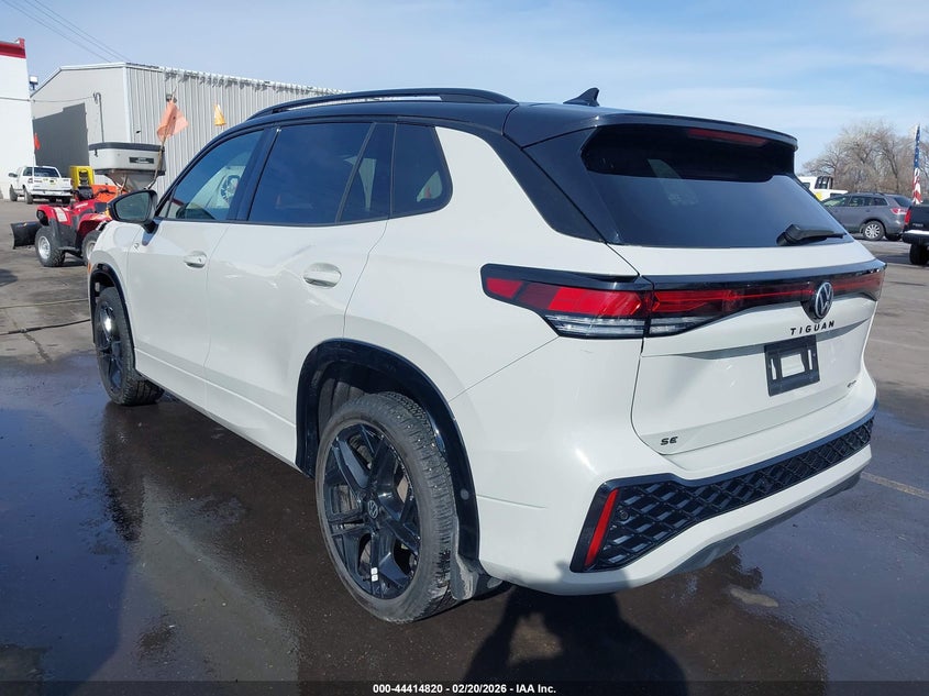 2025 Volkswagen Tiguan 2.0T Se R-Line Black