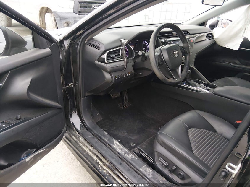 2020 Toyota Camry Se Awd