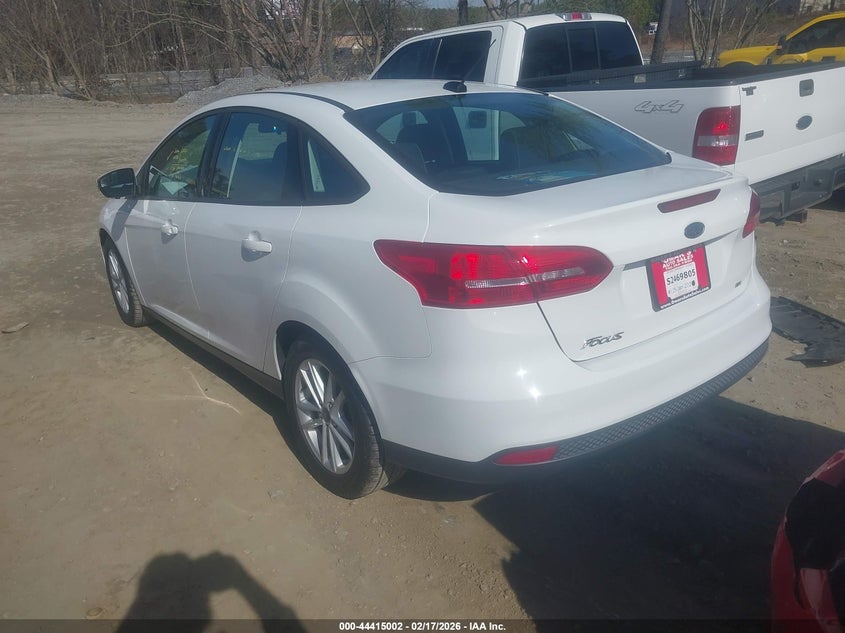 Vin: 1fadp3f28hl304880, lot: 44911573, ford focus se 20173
