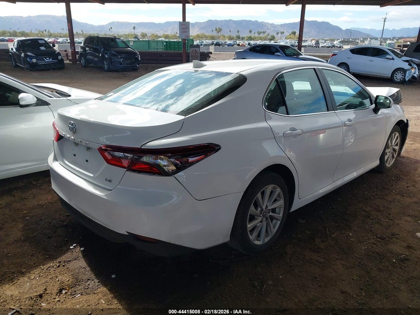 2024 Toyota Camry Le