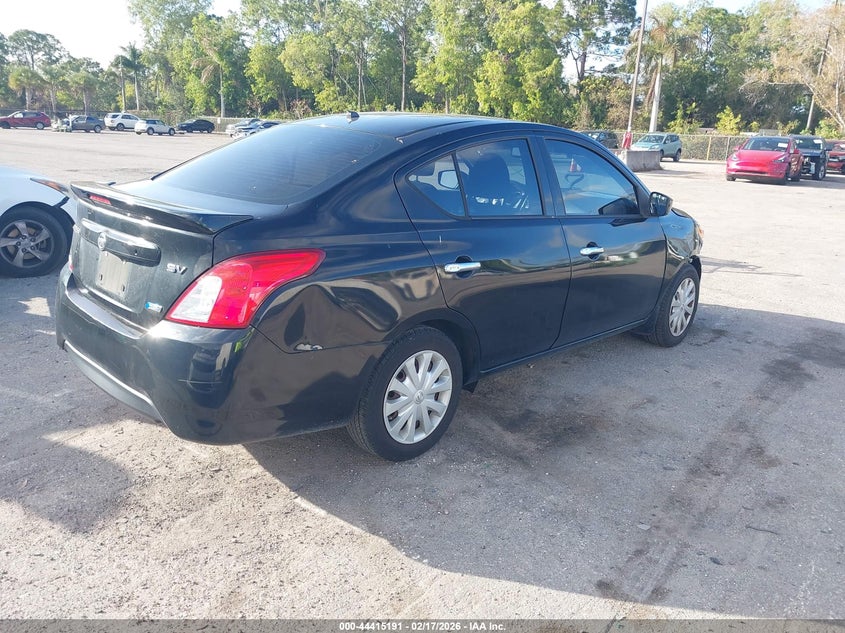2016 Nissan Versa 1.6 Sv