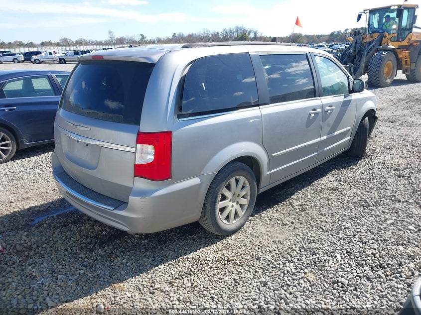 2016 Chrysler Town & Country Touring