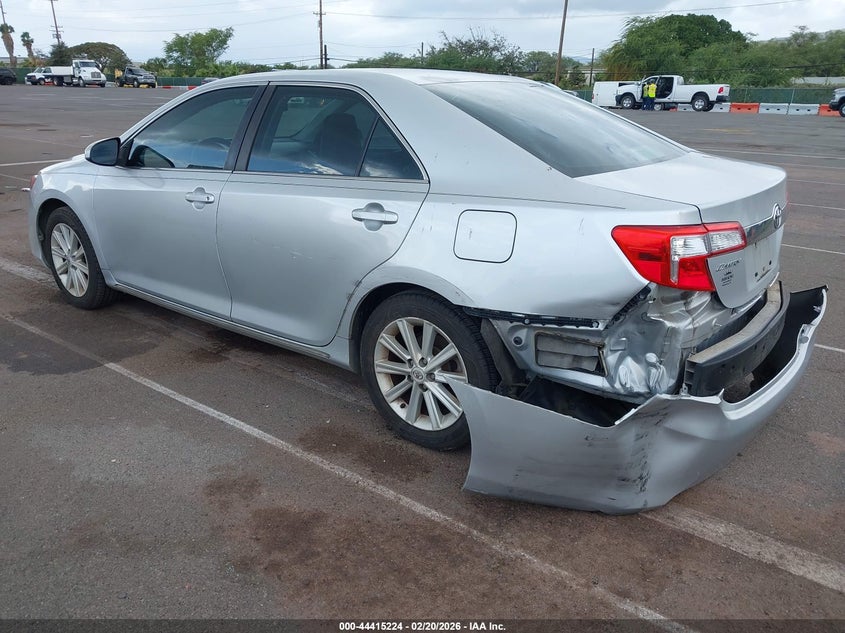 2012 TOYOTA CAMRY auction photo 3
