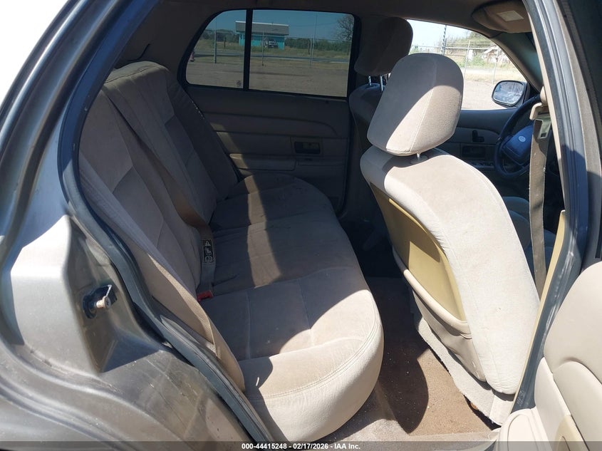 2003 Ford Crown Victoria Standard VIN: 2FAFP73W63X154934 Lot: 44415248