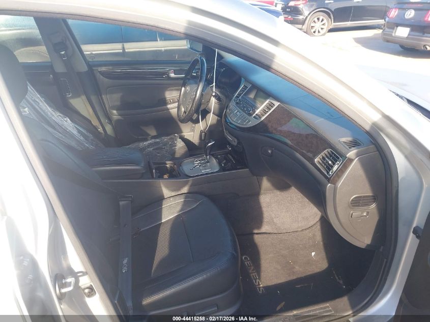 2013 Hyundai Genesis 3.8