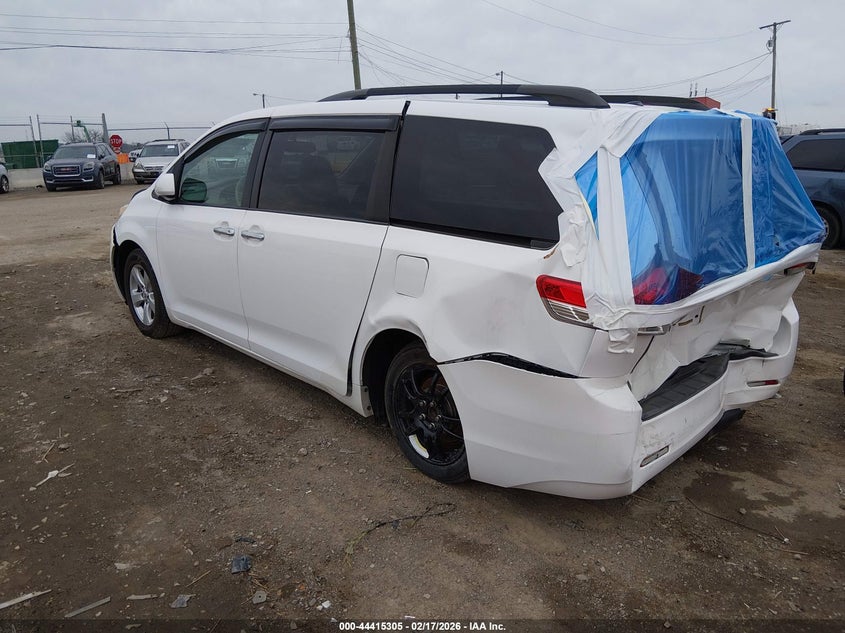 2014 Toyota Sienna Le V6 7 Passenger Auto Access Seat/Le V6 7 Passenger Mobility/Le V6 8 Passenger