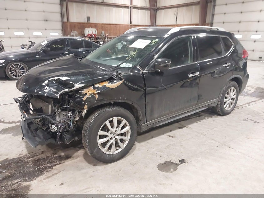 2017 Nissan Rogue Sv