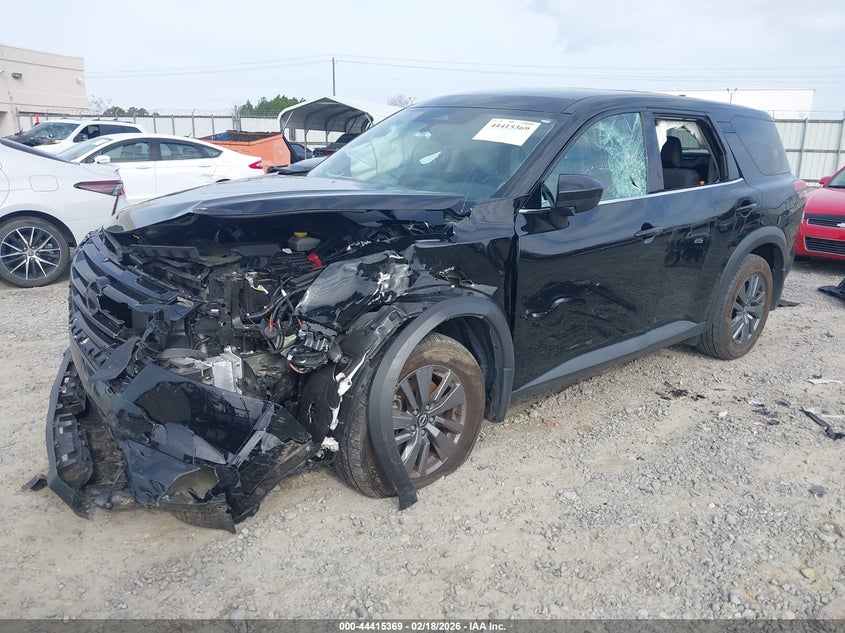 2024 Nissan Pathfinder S Fwd