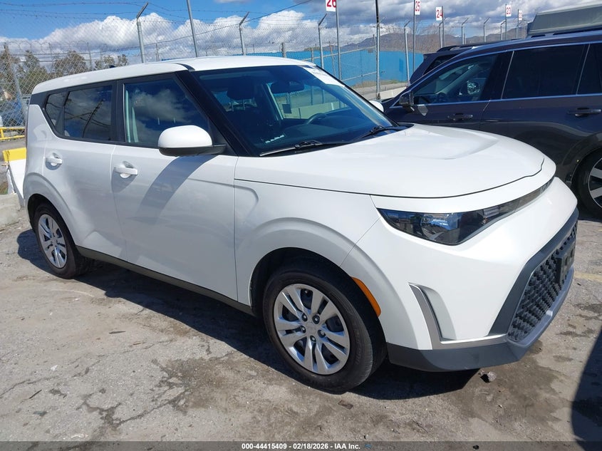 2023 Kia Soul Lx