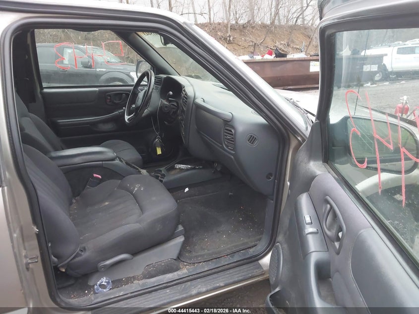 2003 Chevrolet S-10 Ls