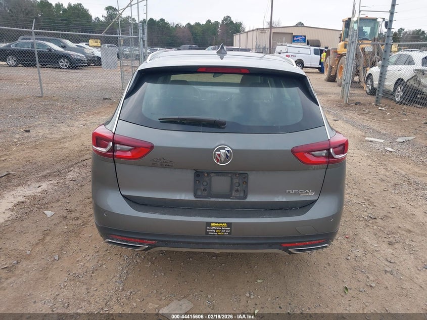 2019 Buick Regal Tourx Awd Essence VIN: W04GV8SX8K1020111 Lot: 44415606