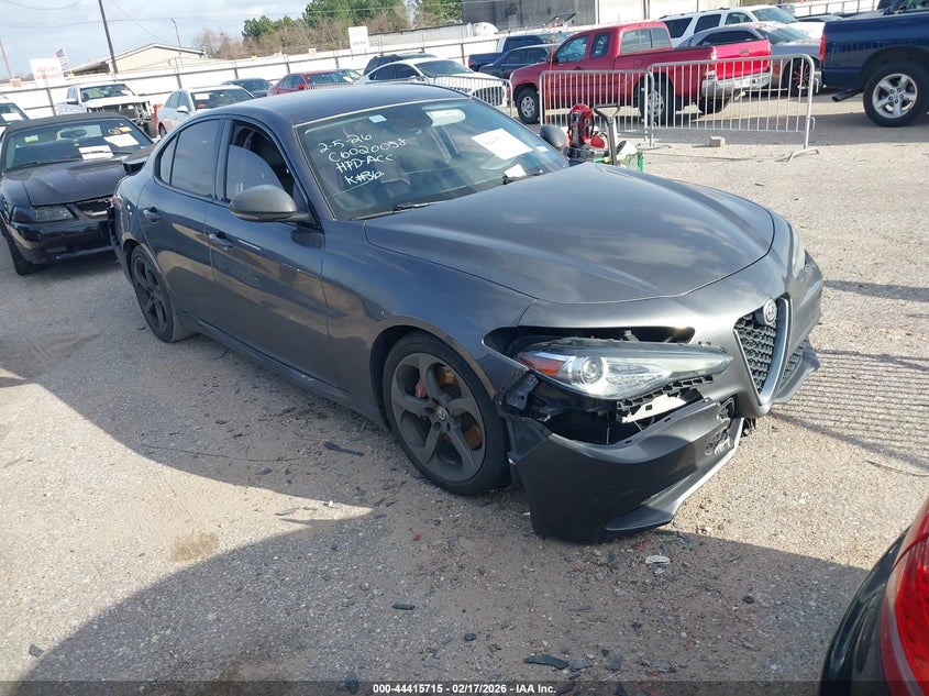 ZARFAEBN2H7555960 ALFA ROMEO GIULIA Photo 1