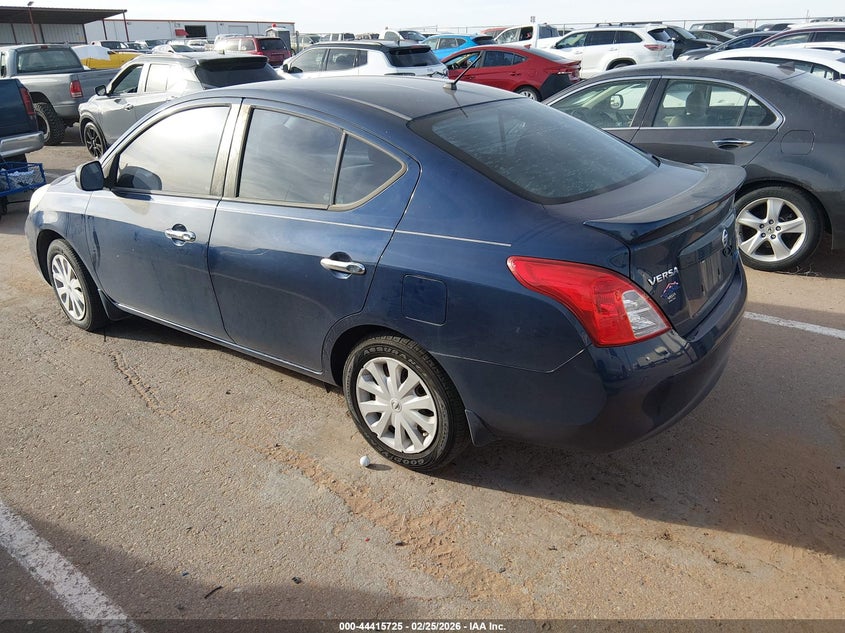 2013 Nissan Versa 1.6 Sv