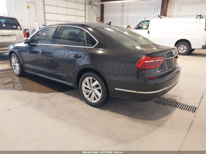 2018 Volkswagen Passat 2.0T Se