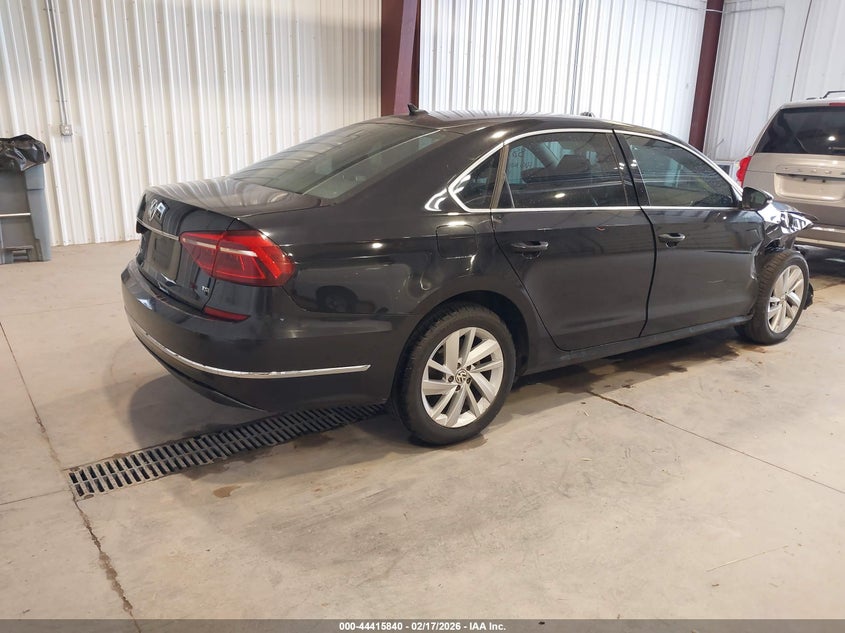 2018 Volkswagen Passat 2.0T Se