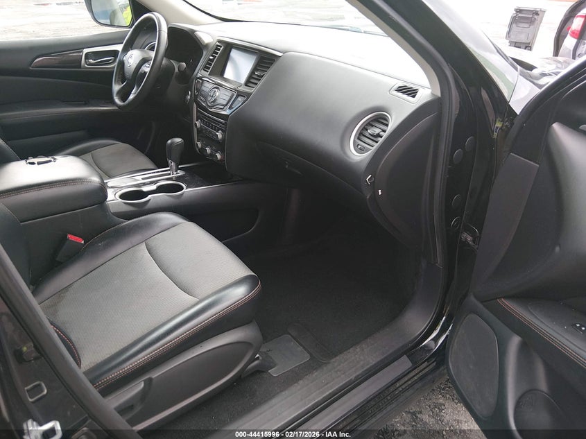 2020 Nissan Pathfinder Sv 2Wd