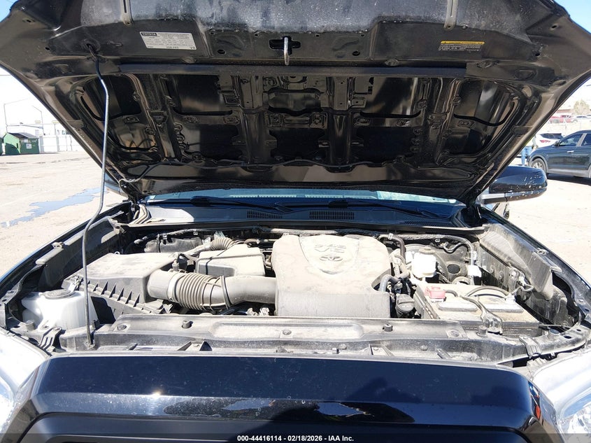 VIN 3TYCZ5AN5PT121855 2023 TOYOTA TACOMA SR V6