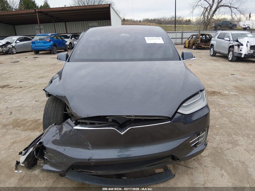 2019 Tesla Model X 100D/75D/Long Range/Standard Range VIN: 5YJXCDE20KF180897 Lot: 44416334