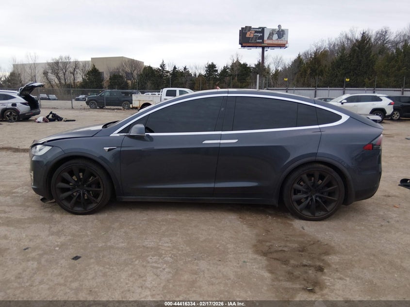 2019 Tesla Model X 100D/75D/Long Range/Standard Range VIN: 5YJXCDE20KF180897 Lot: 44416334