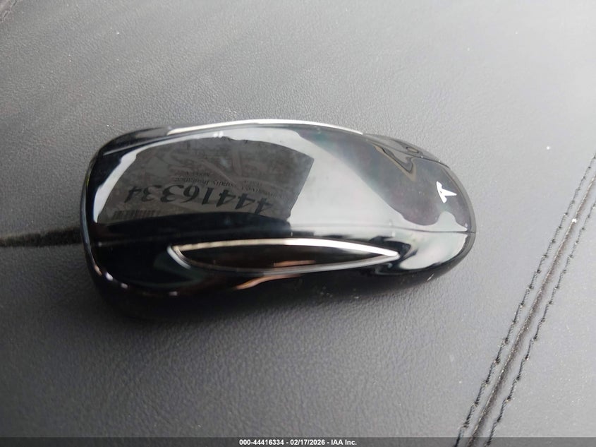 2019 Tesla Model X 100D/75D/Long Range/Standard Range VIN: 5YJXCDE20KF180897 Lot: 44416334