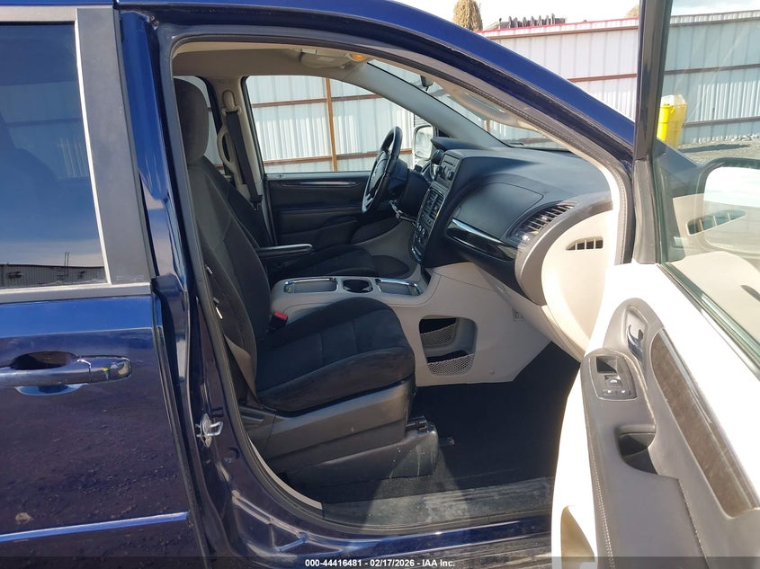 2C4RDGCG9CR231227 2012 Dodge Caravan 3.6 Grand Sxt blue