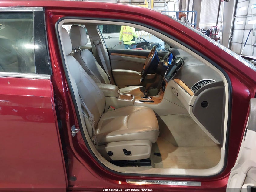 2013 Chrysler 300C Awd