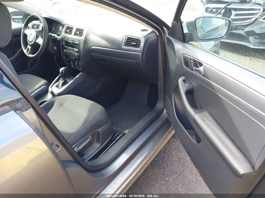 2013 Volkswagen Jetta 2.0L S