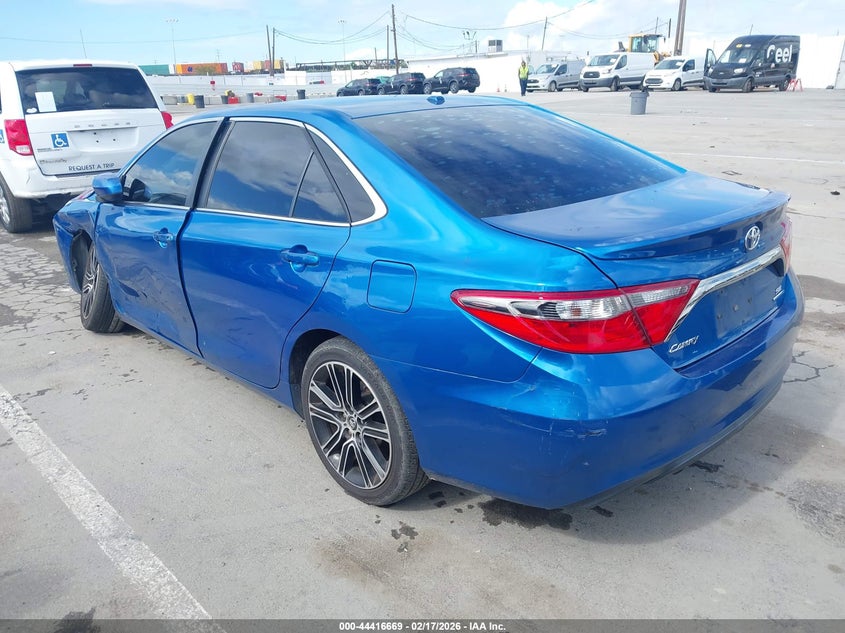 2016 Toyota Camry Se