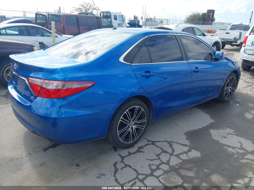 2016 Toyota Camry Se