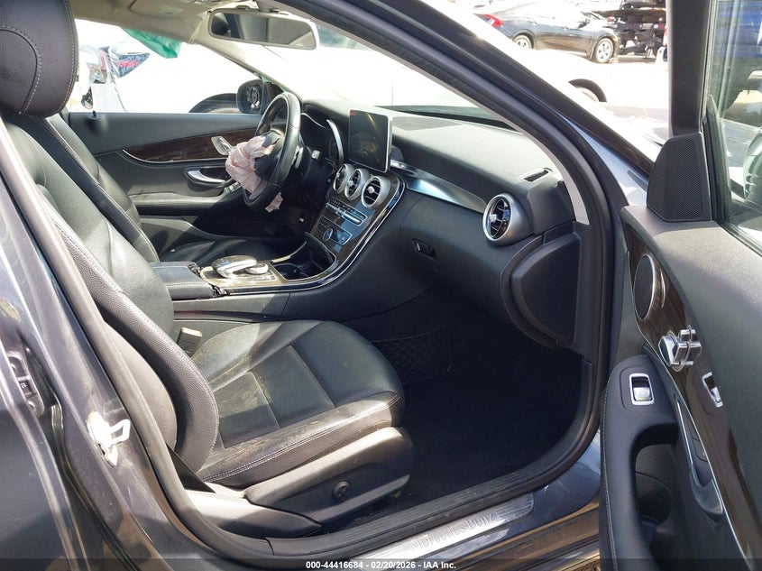 2015 Mercedes-Benz C 300