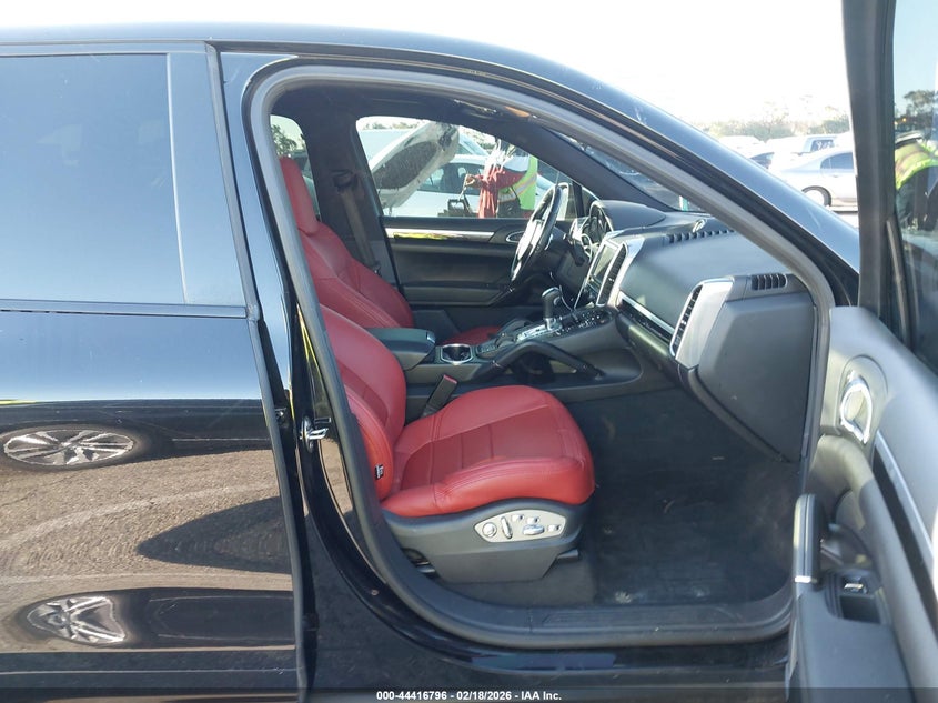 2013 Porsche Cayenne