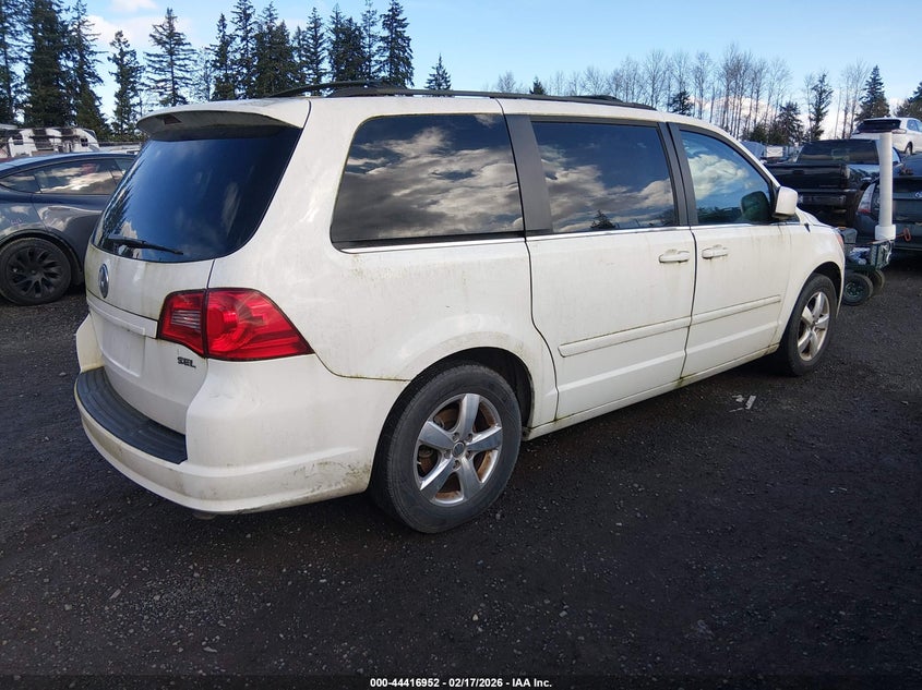2009 Volkswagen Routan Sel