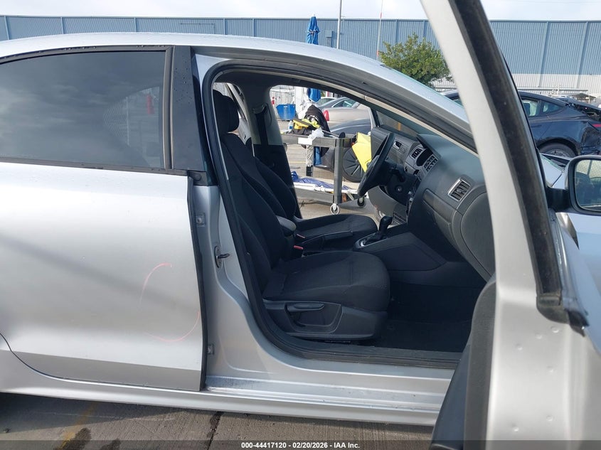 2014 Volkswagen Jetta 2.0L S