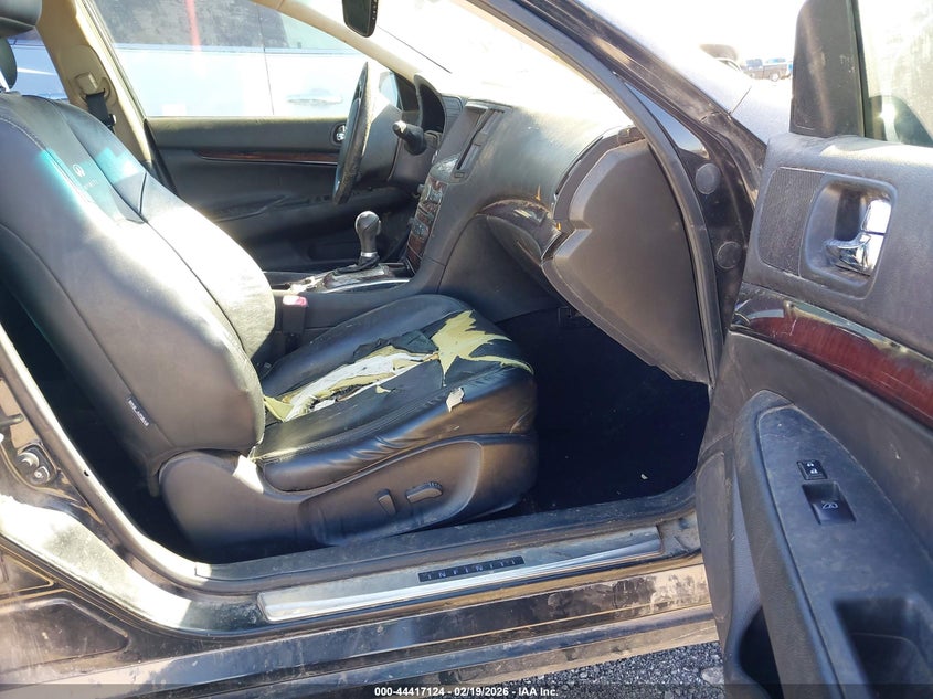 2011 Infiniti G37 Journey