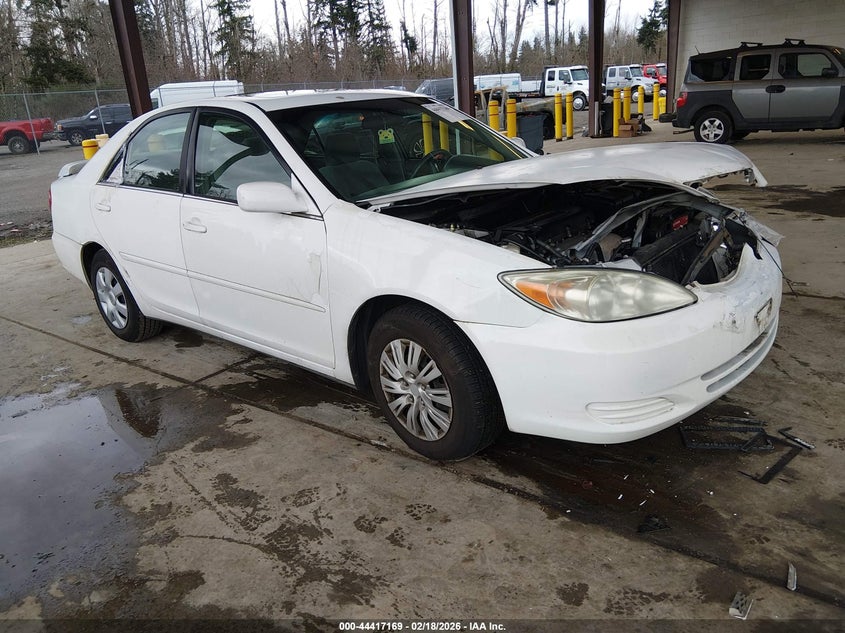 2004 Toyota Camry Le