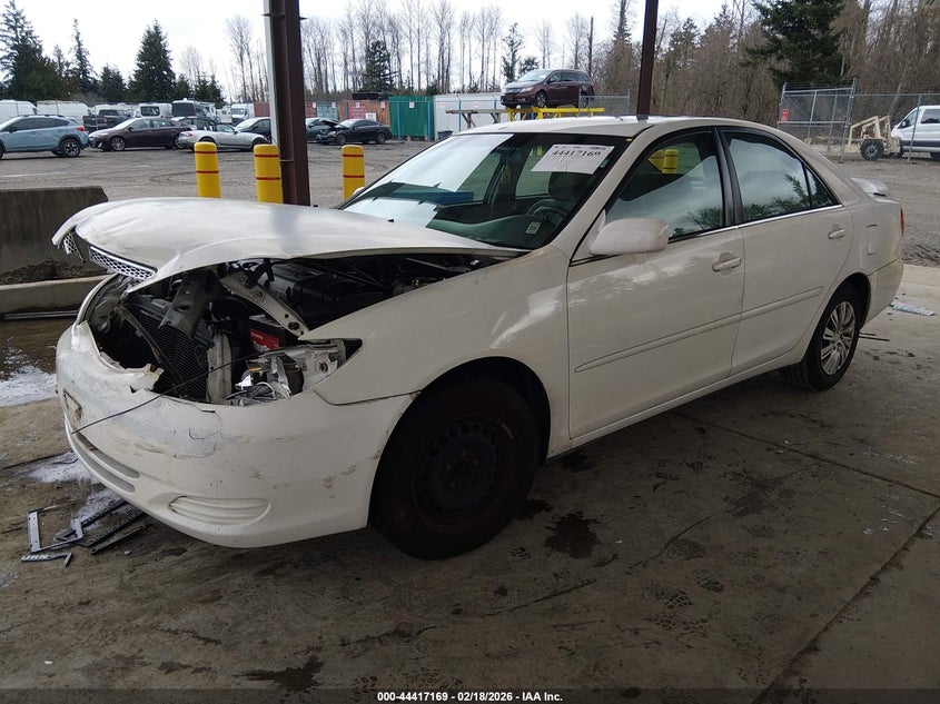2004 Toyota Camry Le