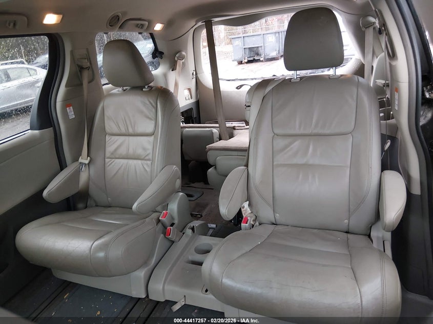 2017 Toyota Sienna Xle Premium 8 Passenger VIN: 5TDYZ3DC6HS861626 Lot: 44417257