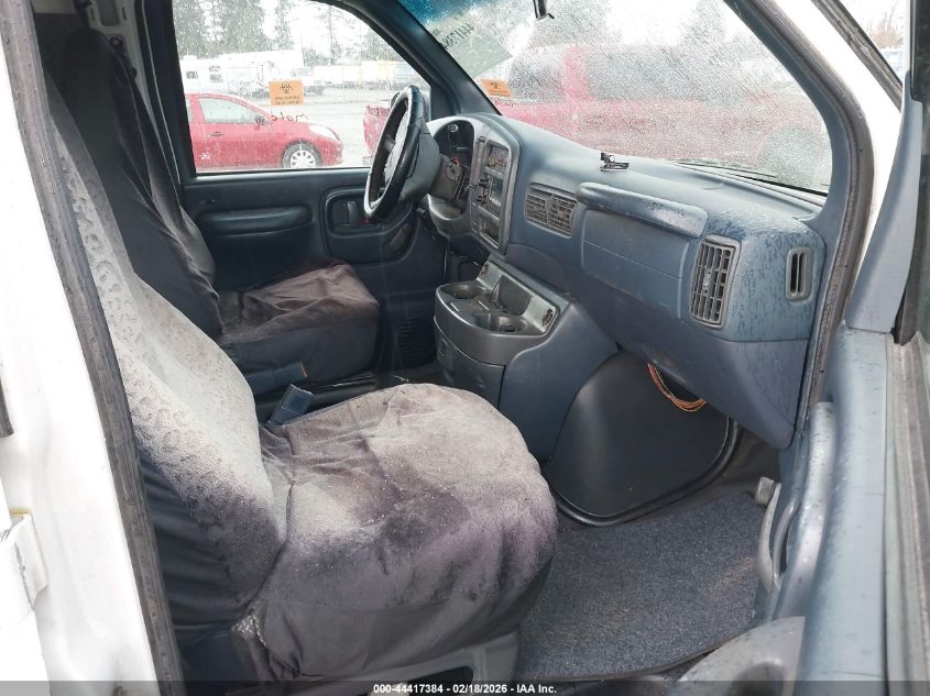 2000 GMC Savana Standard