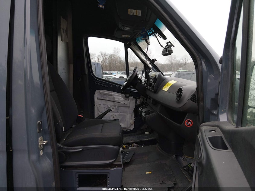 2019 Mercedes-Benz Sprinter 2500 High Roof V6