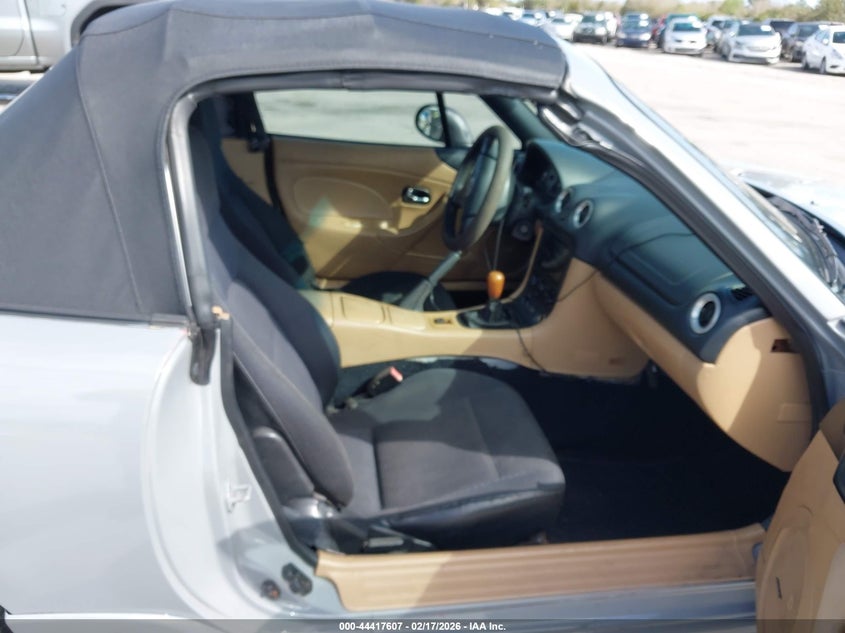 2002 Mazda Mx-5 Miata Cloth/Ls/Se