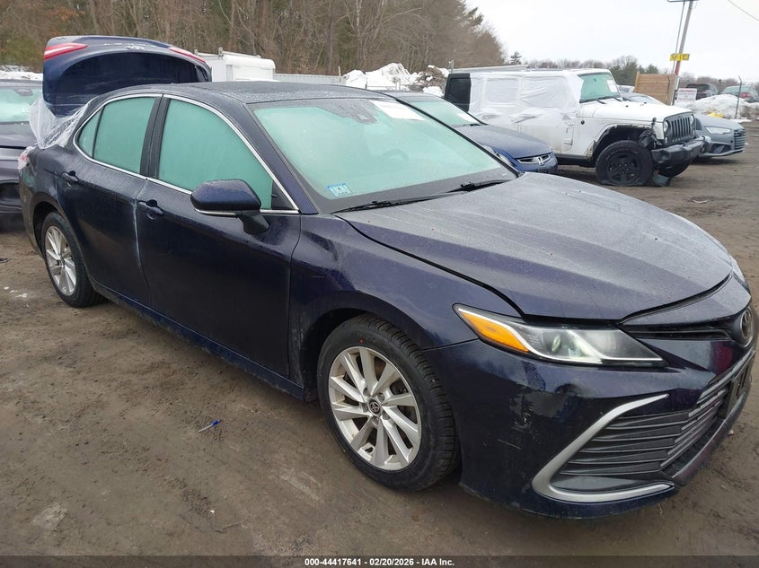 2021 Toyota Camry Le Awd