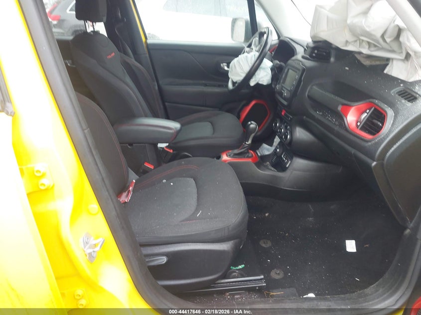 2015 Jeep Renegade Trailhawk