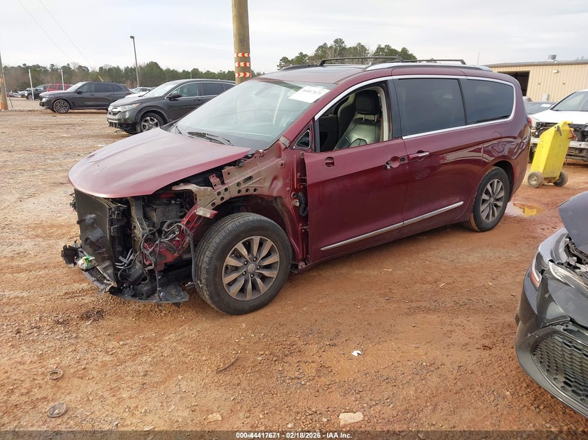 2020 Chrysler Pacifica Touring L Plus
